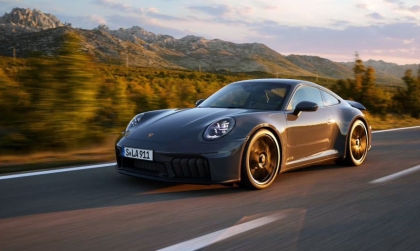 Clip Porsche giới thiệu 911 2024 thế hệ mới